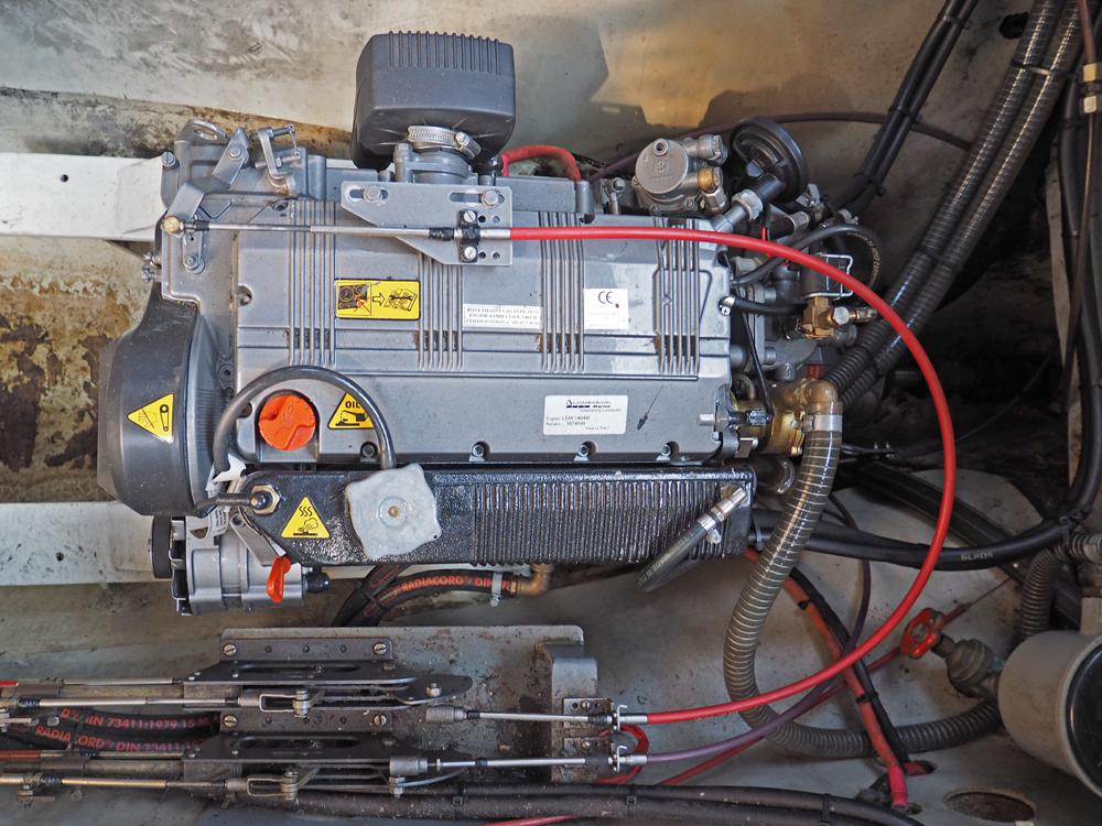 KMV Plesir 27, Beekhuis Yachtbrokers